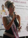 Winner of Miss Singapore World 2011, Miss May Hsu, addresses the crowd. (Yahoo! Singapore/ Deborah Choo)