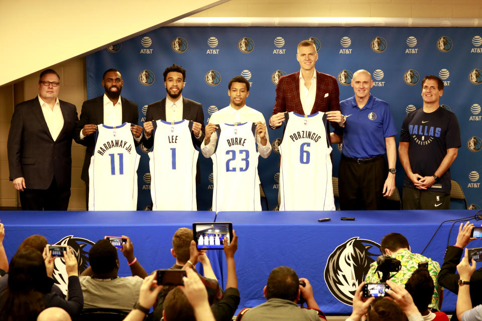 The lead-up to the trade deadline heated up last Thursday when the Knicks sent budding superstar Kristaps Porzingis to the Mavericks. (Photo by Glenn James/NBAE via Getty Images)