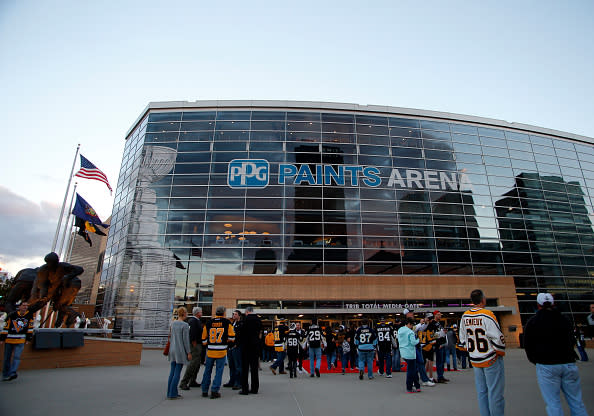 PITTSBURGH, PA - OCTOBER 13: An exterior view of PPG Paints Arena before the game between the Pittsburgh Penguins and the Washington Capitals at PPG Paints Arena on October 13, 2016 in Pittsburgh, Pennsylvania. (Photo by Justin K. Aller/Getty Images)