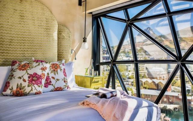 How To Plan A Luxury Vacation In Cape Town, South Africa