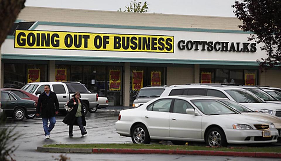 When liquidators swoop in, such as at the Gottschalks at Century Center, it doesn’t mean there’s a great deal on every item. April 9, 2009. (Bart Ah You / The Modesto Bee)