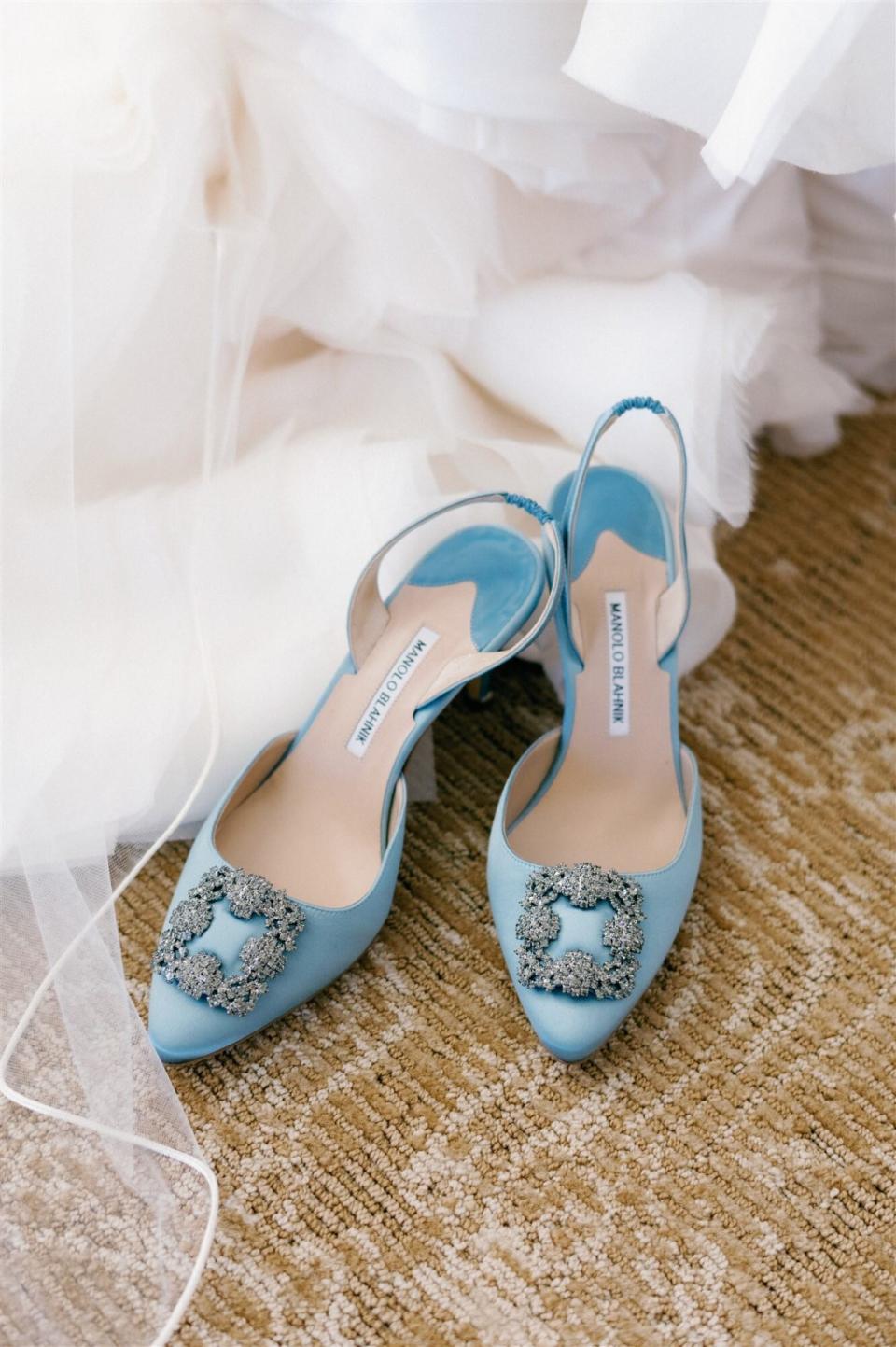 blue manolo blahnik heels