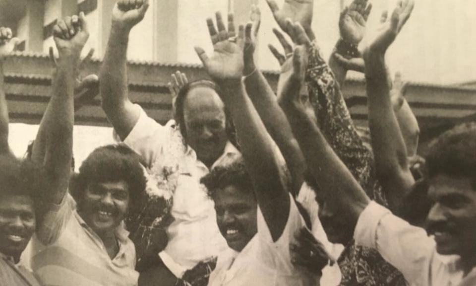 V David carried by supporters after an election triumph in 1986