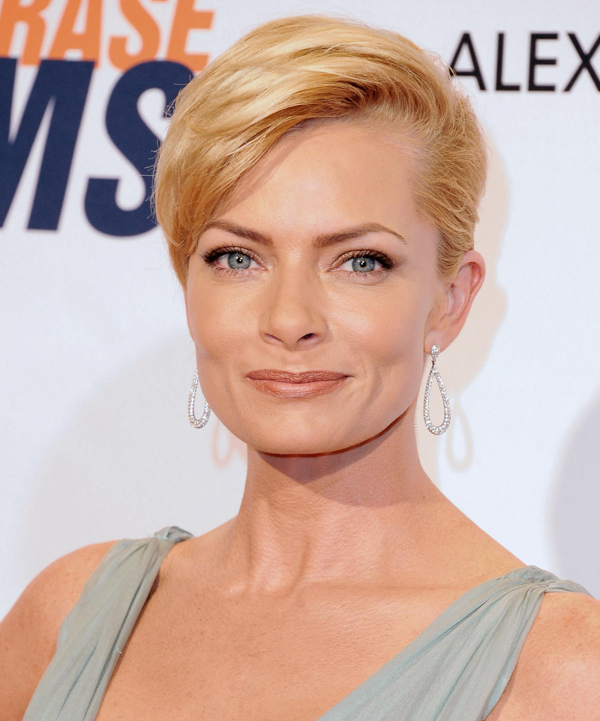 Jaime Pressly Pregnant, Expecting Twin Boys with Hamzi Hijazi