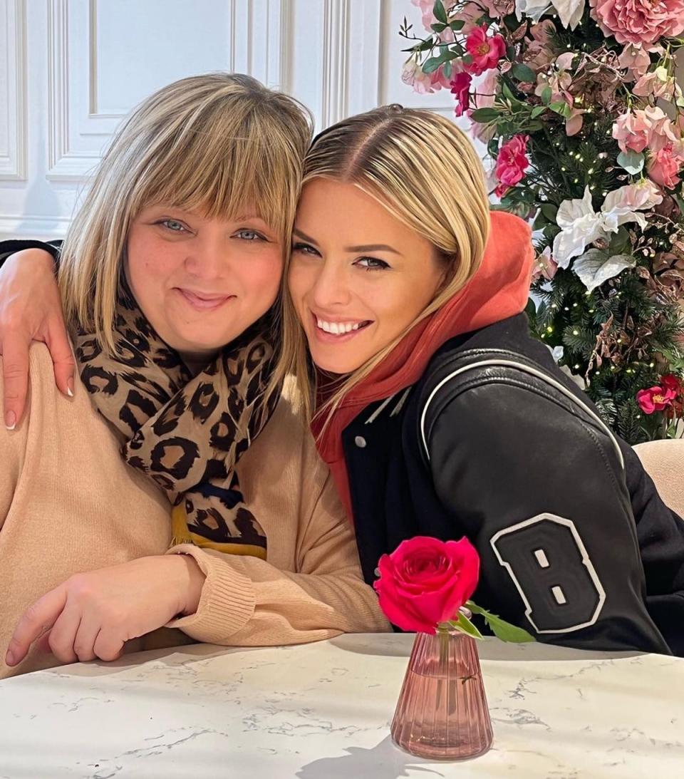 Nadia Bychkova pictured with her mother Larysa who she says frequently goes back to Ukraine to check on their elderly relative (Instagram)