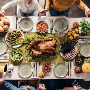 thanksgiving family dinner