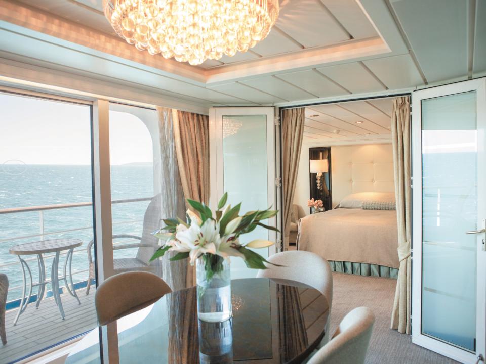 A suite on the Seven Seas Mariner.