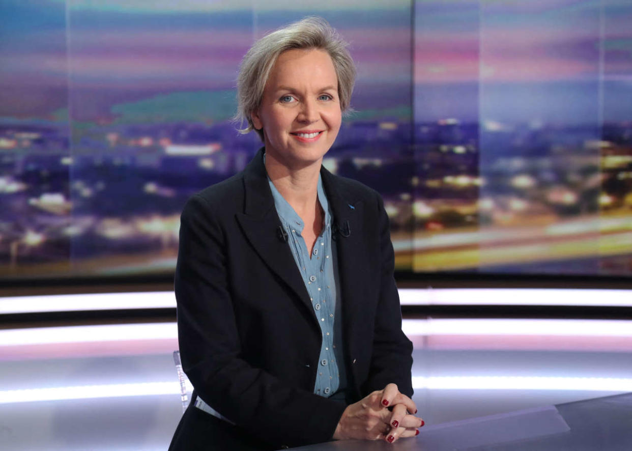 Bordeaux Deputy Mayor and former vice president of French opposition Les Republicains party (LR) Virginie Calmels poses before appearing on Le Journal de 20h (The 20h Journal) program on TF1 television on June 18, 2018 in Paris. (Photo by JACQUES DEMARTHON / AFP)