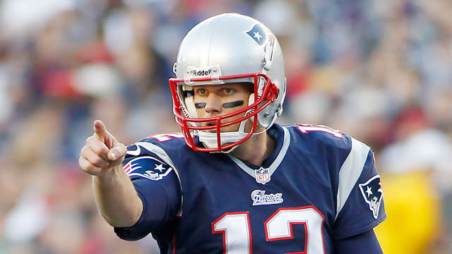 Tom Brady Applies Eye Black To Crow's Feet