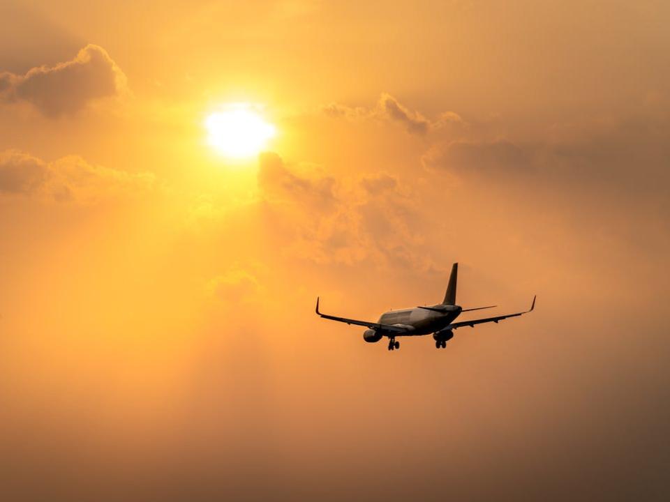 Airplane flying.