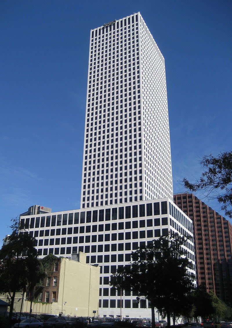 <p>Building: 400 West Market</p><p>Location: New Orleans, Louisiana</p><p>Stats: 697 feet, 51 floors, built in 1972</p>