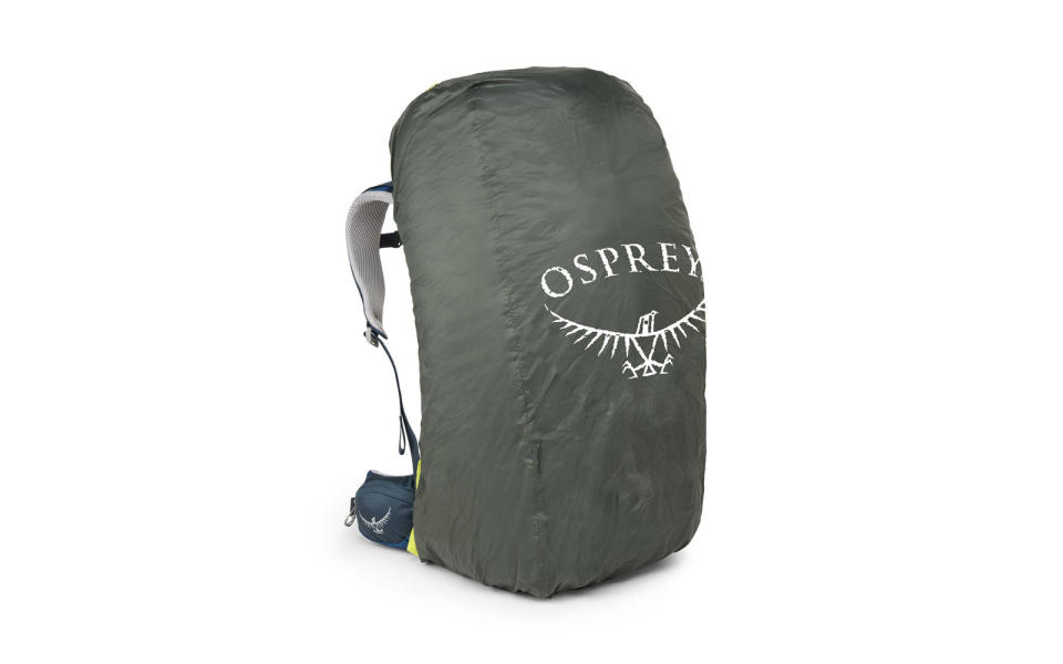 To Keep Your Backpack Dry: Osprey Ultralight Raincover