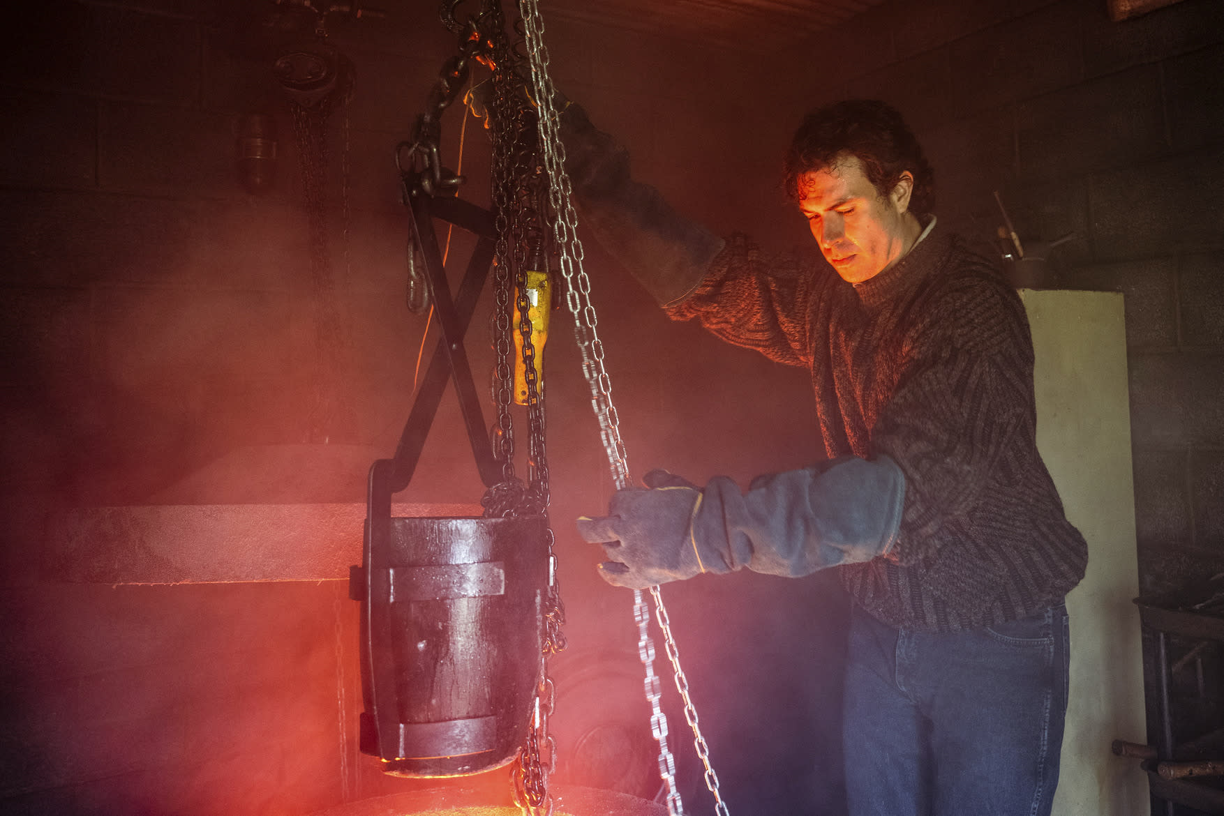 Tom Cullen as John Palmer in The Gold