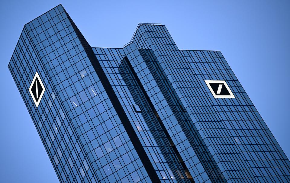 Die Deutsche Bank ist die nächste betroffene Bank in einer Reihe von russischen Gegeschlägen. - Copyright: picture alliance/dpa | Arne Dedert