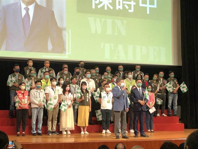 衛福部長陳時中11日出席民進黨台北市黨部主委張茂楠就職典禮時致詞。（張芷瑜攝）