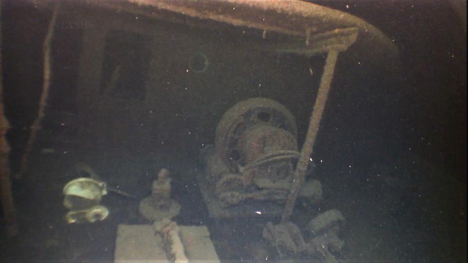<em>The wreckage of the </em>Arlington<em>, including a toilet bowl and rudder. CREDT: Great Lakes Shipwreck Historical Society</em>