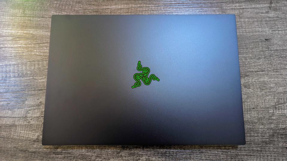 Image of the Razer Blade 16 (2024).