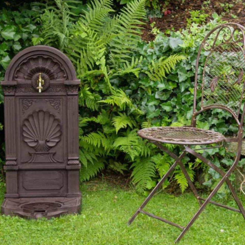 Fontaine murale sur pied, 212€90