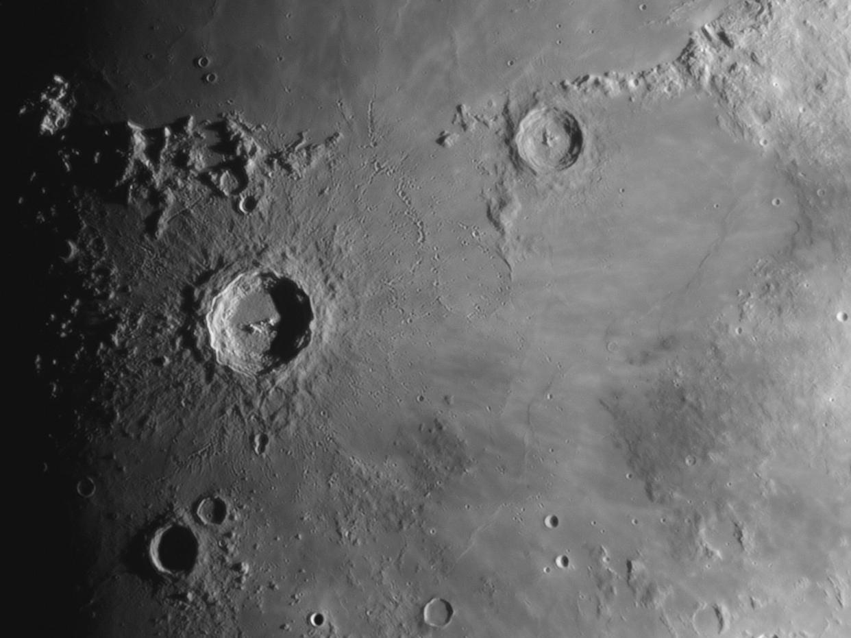 Un japonais sera le premier non-américain à poser un pied sur la Lune. 