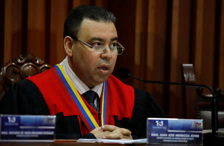 Venezuela's Supreme Court Second Vice President and President of the Constitutional Chamber Juan Mendoza gives a news conference in Caracas, Venezuela, July 21, 2017. REUTERS/Carlos Garcia Rawlins