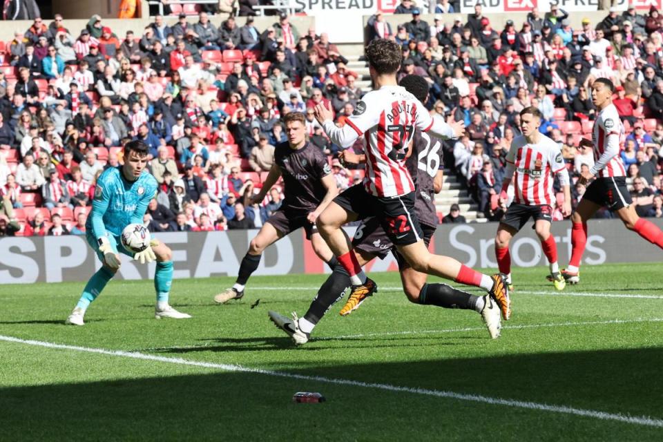 Bristol City goalkeeper Max O'Leary gathers the ball <i>(Image: Ian Horrocks)</i>