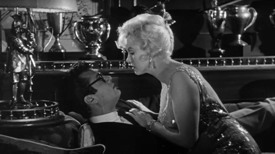 Marilyn Monroe and Tony Curtis in Some Like It Hot