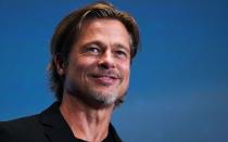 <p>Und zwar niemand Geringeren als Brad Pitt, der somit auch mit der Queen verwandt ist. Besser geht's nicht? Doch, denn nicht nur er ... (Bild: Ken Ishii/Getty Images)</p> 