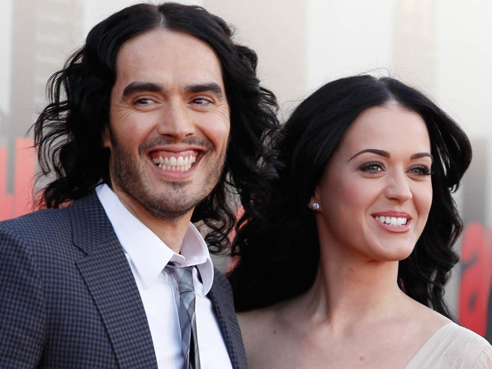 <p>Bevor die Ehe von Katy Perry und Russell Brand scheiterte, schenkte sie ihm zu seinem Geburtstag einen 200.000 Dollar teuren Flug ins Weltall mit Virgin Galactic. Bisher ging es für den Schauspieler aber noch nichts ins All. (Bild-Copyright: Joel Ryan/AP Photo) </p>