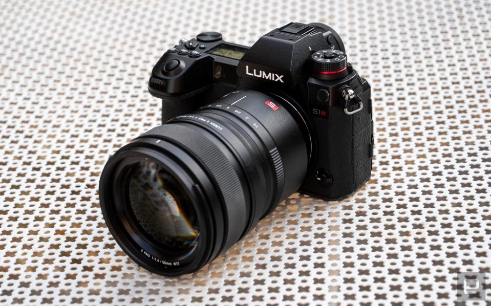 Panasonic S1R full-frame mirrorless camera