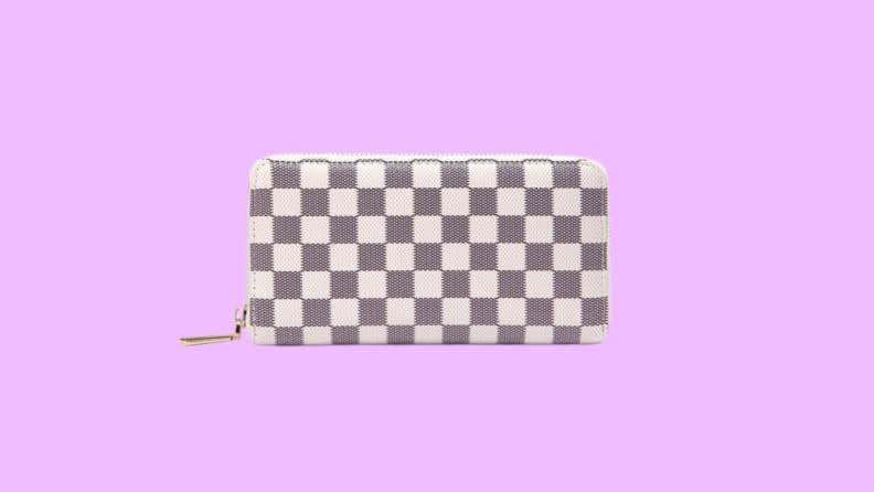 Hide your small makeup essentials in this Daisy Rose clutch.