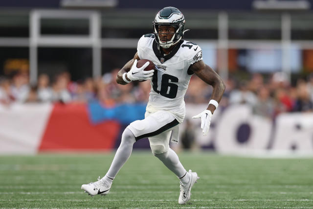 Eagles updated 53-man roster vs. Buccaneers: News and notes for Week 3