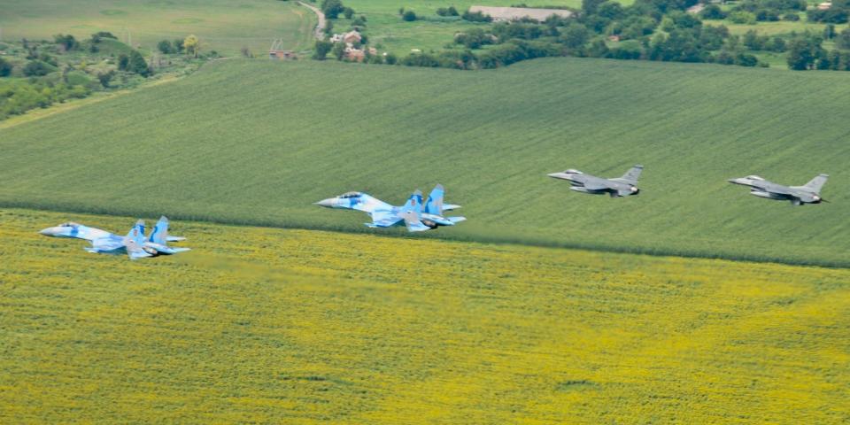 US and Ukraine fighter jets