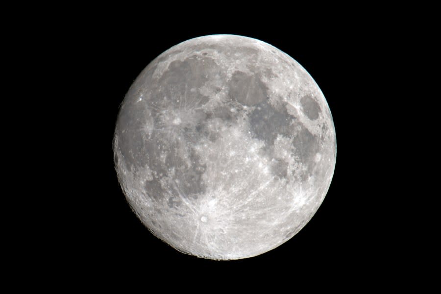 <em>File photo: Full Moon. (Getty Images)</em>