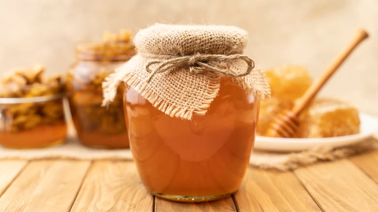 honey in a glass pot