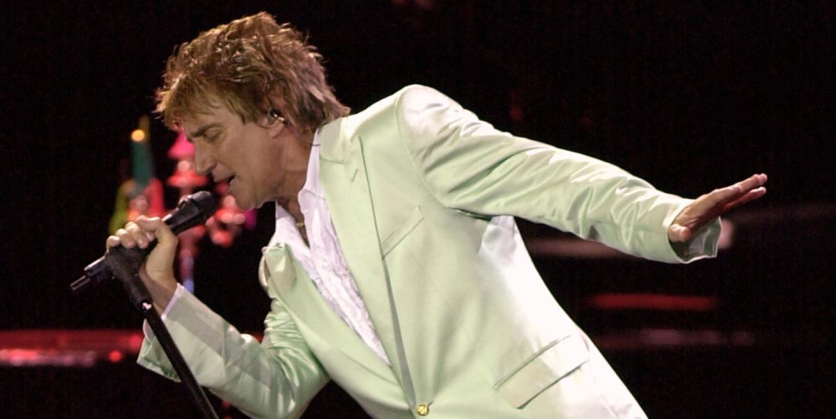 AT HIS 78 YEARS, ROD STEWART OFFERED A ROCK RECITAL AT THE WIZINK