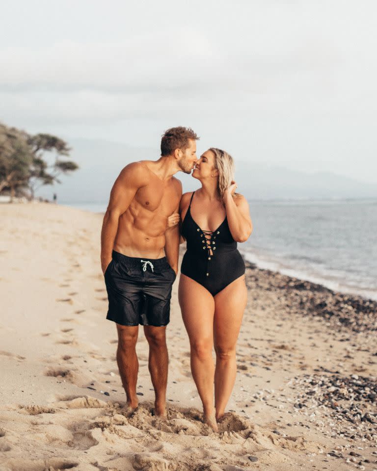 Jenna Kutcher, 29, thematisierte auf Instagram ihre Unsicherheit, einen sportlichen, gutaussehenden Ehemann zu haben und wie sie darüber hinwegkam. (Bild: Lindsey Roman/www.lindseynoelphotography.com)