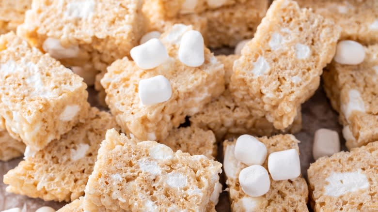 Rice Krispies treats on plate