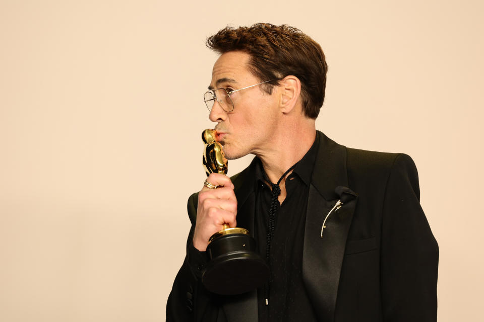 Robert Downey Jr. inicia su tercer renacimiento profesional con el Oscar a Mejor actor de reparto. (Foto de Arturo Holmes/Getty Images)