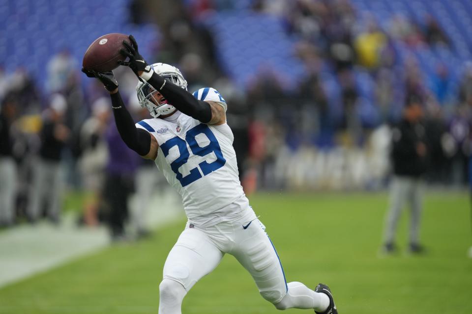 Indianapolis Colts cornerback JuJu Brents (29) warms up on Sunday, Sept. 24, 2023, at M&T Bank Stadium in Baltimore.