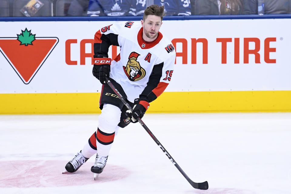 TORONTO, ON - FEBRUARY 06: Ottawa Senators Left Wing Zack Smith (15) in warmups prior to the regular season NHL game between the Ottawa Senators and Toronto Maple Leafs on February 6, 2019 at Scotiabank Arena in Toronto, ON. (Photo by Gerry Angus/Icon Sportswire via Getty Images)