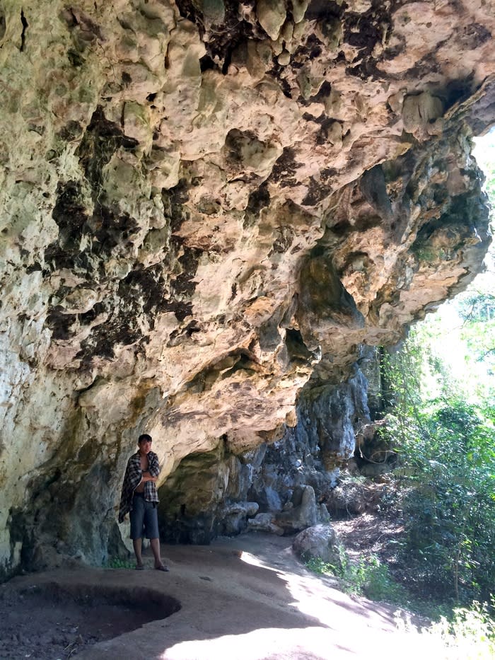 Prehistorical: The caves were a bit different because the stone was not uniformly black.