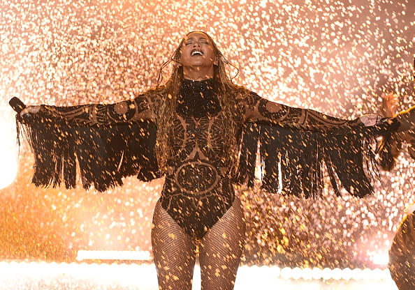 Beyonce opened the BET Awards, owned everything