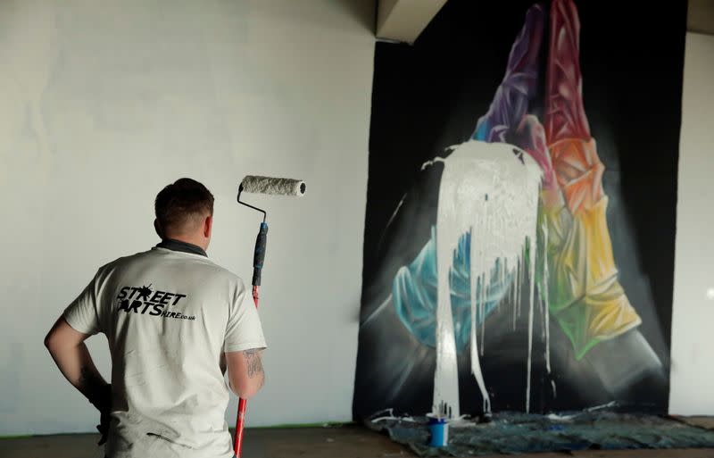 Street artist Nathan Murdoch creates a piece of crypto art to be auctioned with proceeds donated to the NHS