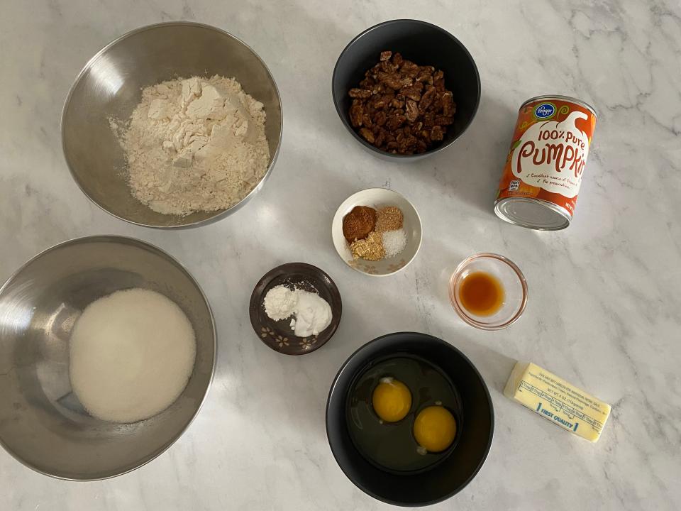 Ingredients for Bobby Flay's pumpkin bread.