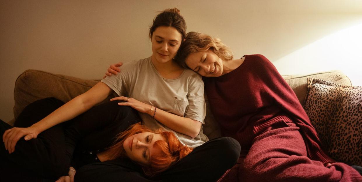 elizabeth olsen, carrie coon, natasha lyonne, his three daughters