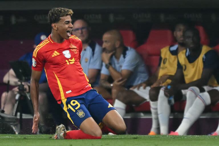 Lamine Yamal ya consagrado, festejando su golazo en la Eurocopa ante Francia, por las semifinales