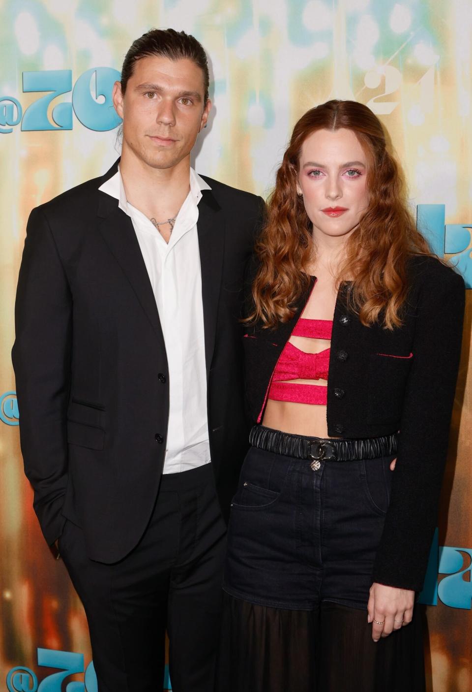 Frazer Harrison/Getty Images       Ben Smith-Petersen and Riley Keough en Los Angeles, California, 2021     