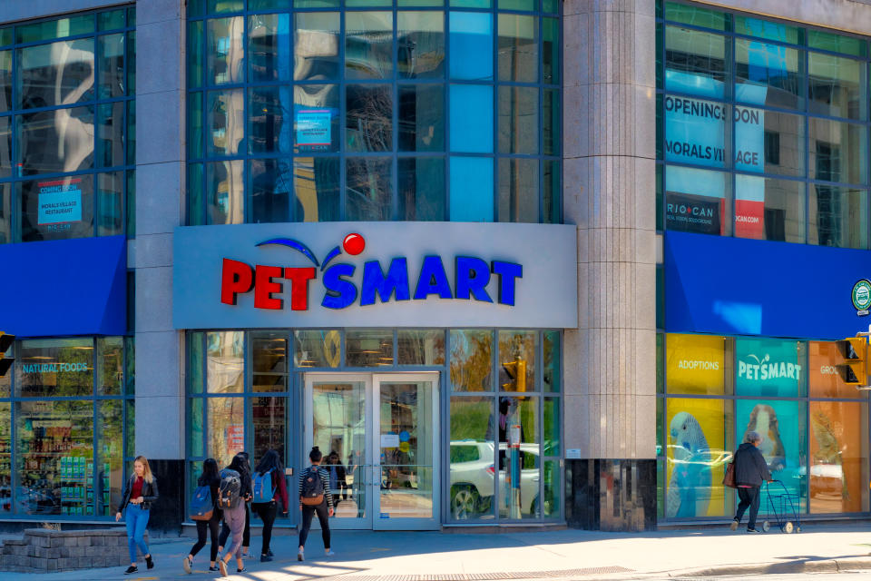 TORONTO, ONTARIO, CANADA - 2018/04/30: Entrance to a Petsmart or Pet Smart store in Yonge Street. Lifestyle in the area during the daytime. (Photo by Roberto Machado Noa/LightRocket via Getty Images)