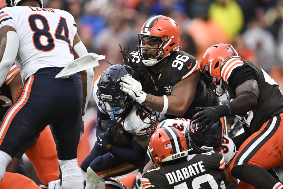 Browns Za'Darius Smith Maurice Hurst