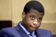 Dayonte Resiles is shown as a mistrial is declared during his murder trial at the Broward County Courthouse where jurors finished deliberations without reaching a unanimous decision on Wednesday, Dec. 8, 2021, in Fort Lauderdale, Fla. Resiles, 27, remains charged with first-degree murder and manslaughter in the killing of Jill Halliburton Su, during a burglary of her Fort Lauderdale home on Sept. 8, 2014. (Amy Beth Bennett/South Florida Sun-Sentinel via AP)